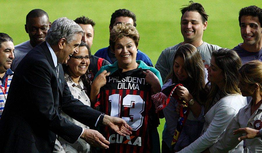 Agora Bolsonaro, Atlético-PR e Petraglia já se aliaram a Lula e PT