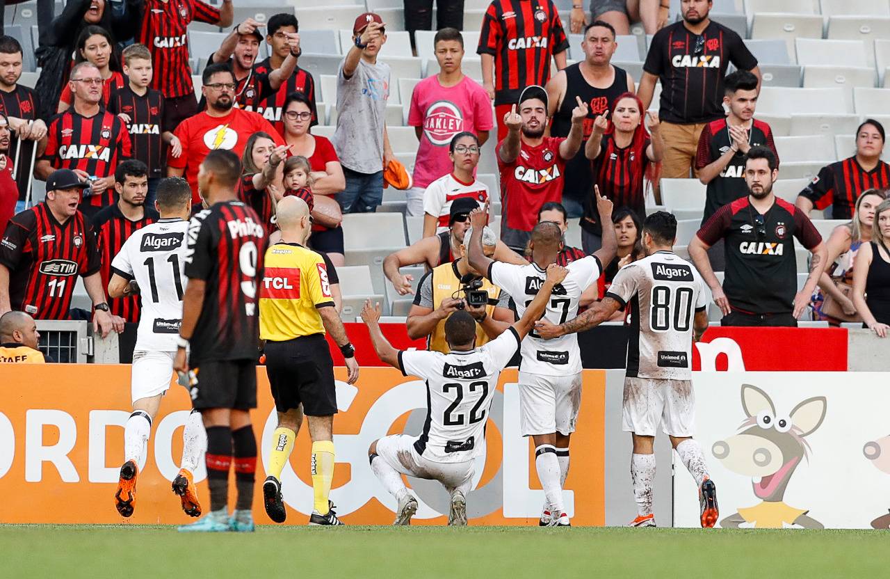 Atlético-PR jogou na lixeira a chance de entrar no G6
