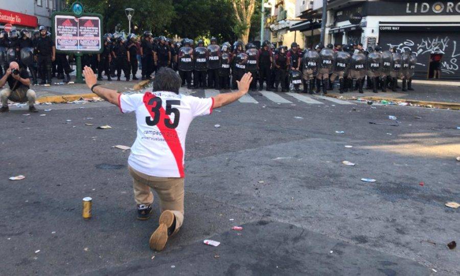 Não é só futebol: saiba como começou a guerra que impediu a final da Libertadores