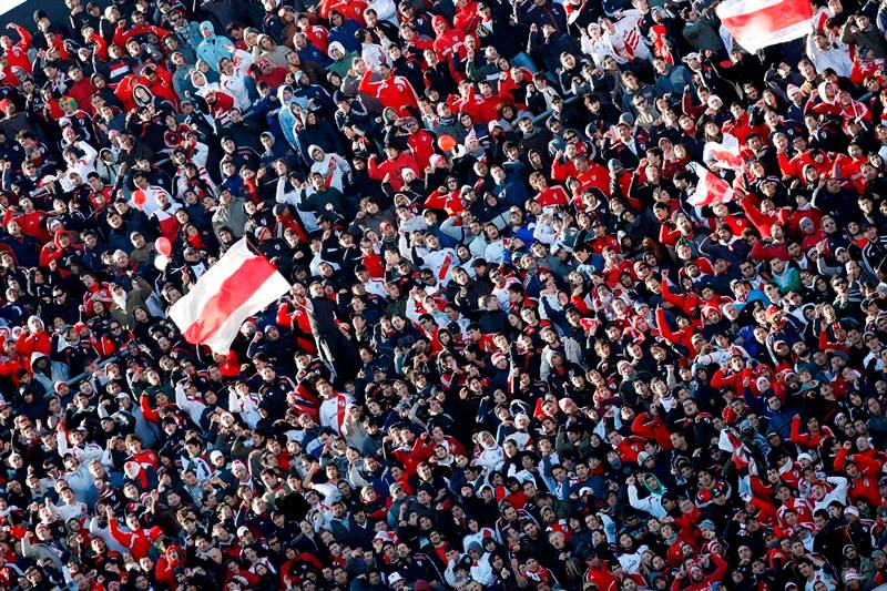 Na Libertadores, pra variar, cartolagem ganhou, torcedor comum perdeu