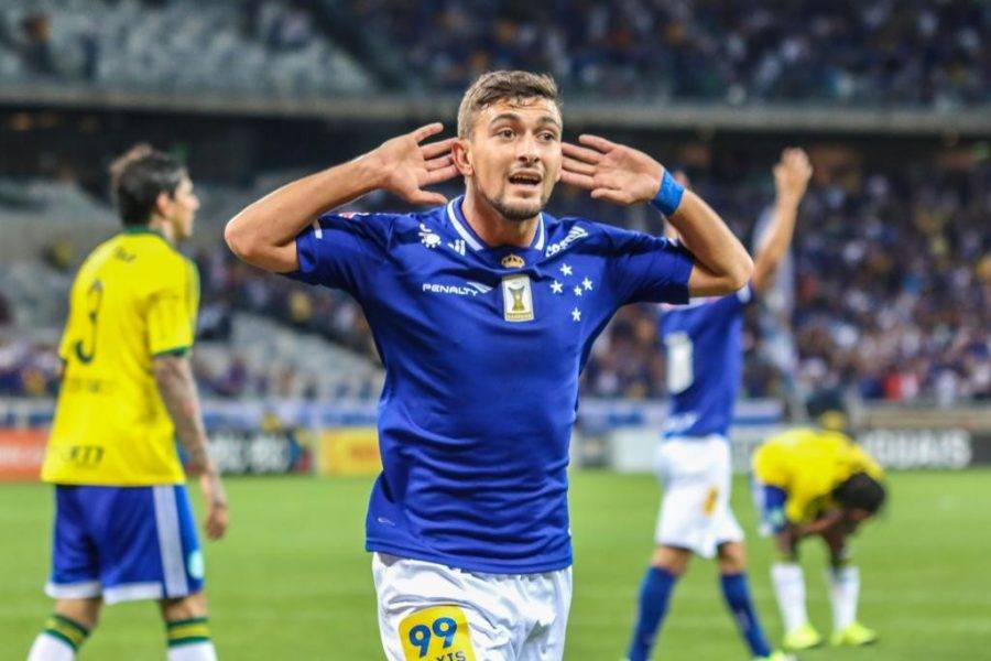 Flamengo fecha com Arrascaeta em maior compra da história do futebol brasileiro