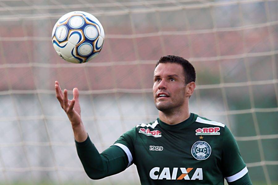 Quanto Wilson vale para o Coxa? Mais do que o alto salário que ganha