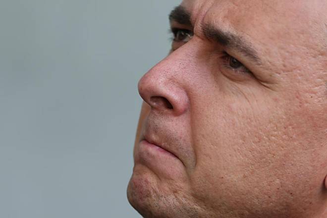 O momento difícil do Athletico e a teimosia de Tiago Nunes