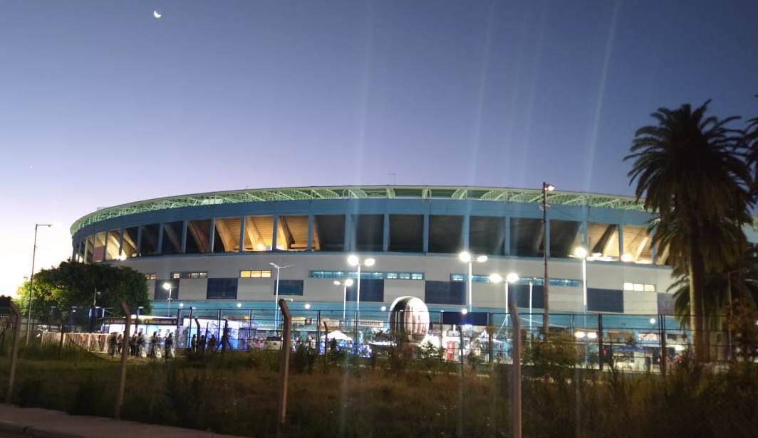 Yo te sigo a todas partes, cada vez te quiero mas; uma turnê pelas canchas argentinas