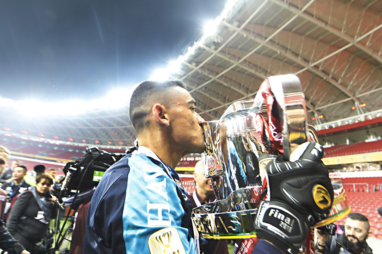 Santos, goleiro do Athletico