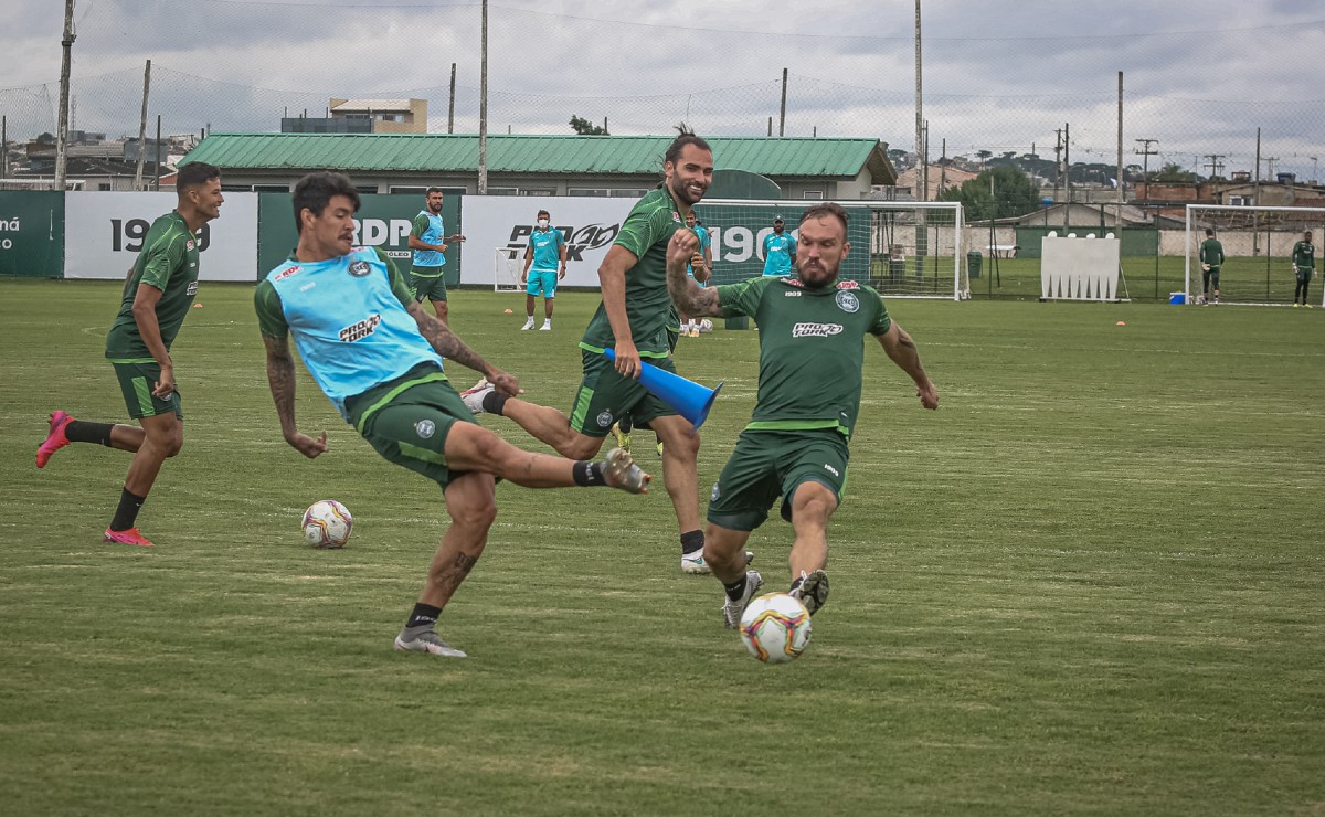 Léo Gamalho e Willian Farias em treino do Coritiba