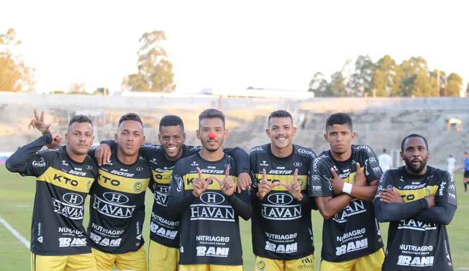 Time do FC Casacvel, que disputará a Série D