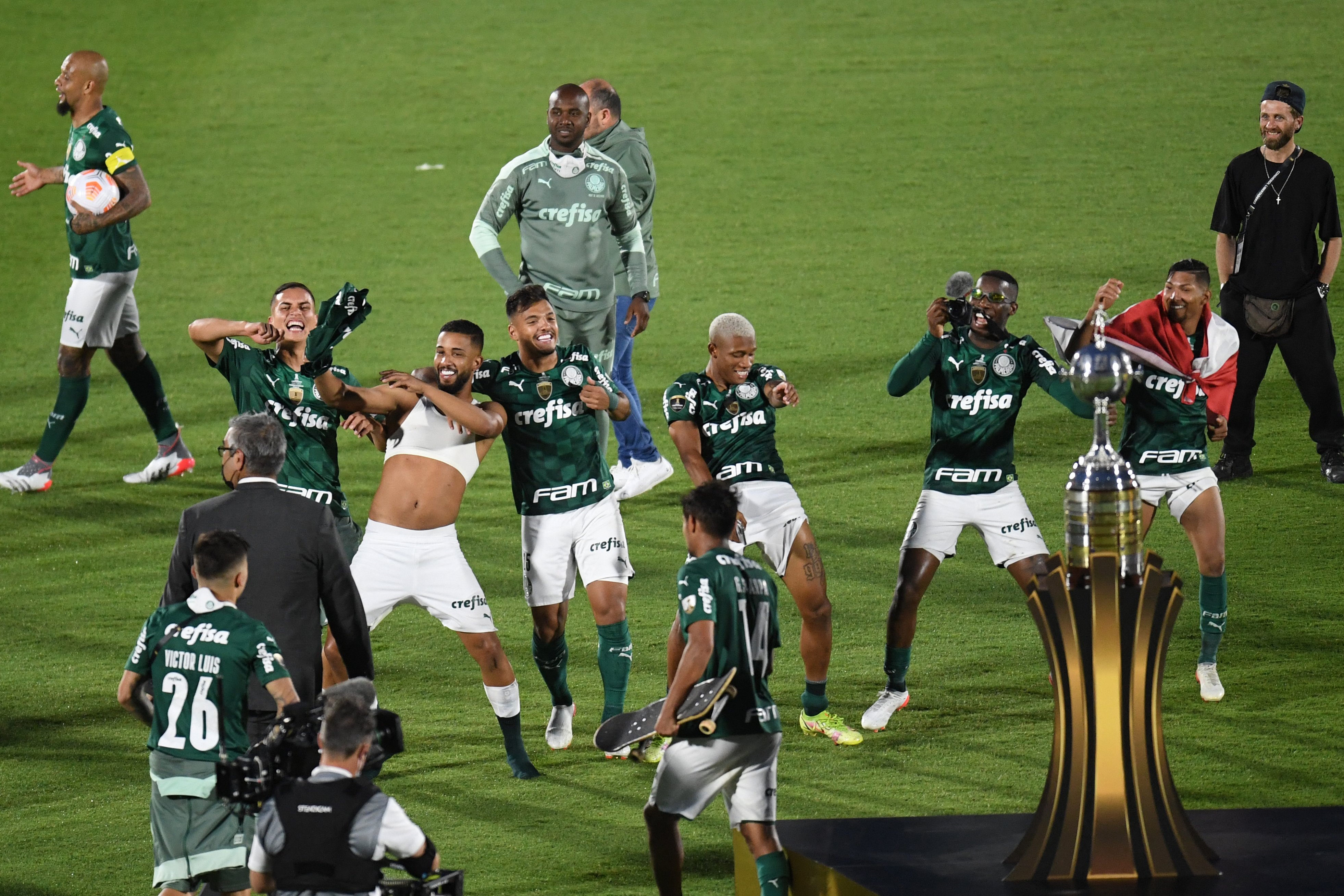 Jogadores do Palmeiras comemoram o título da Libertadores