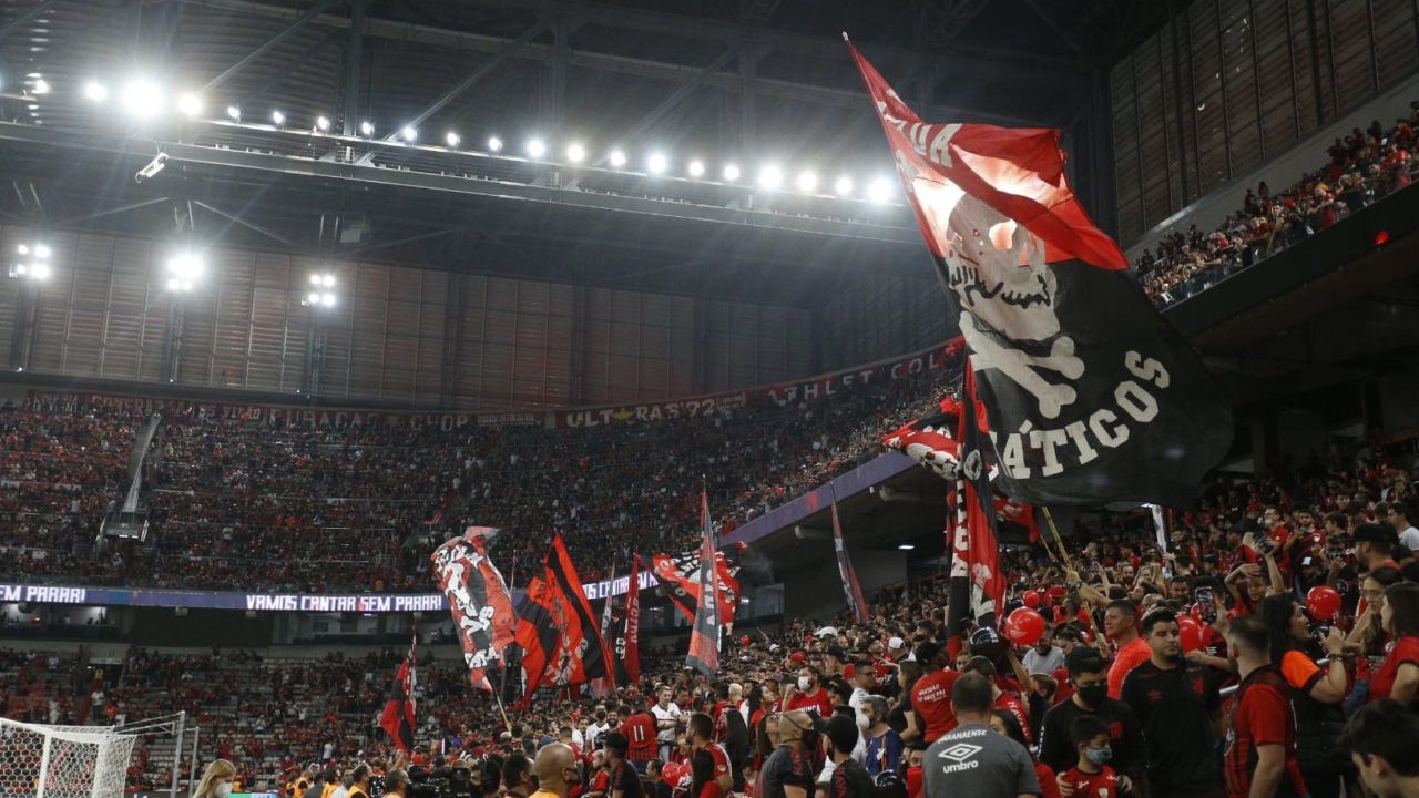 Festa da torcida do Athletico na Arena