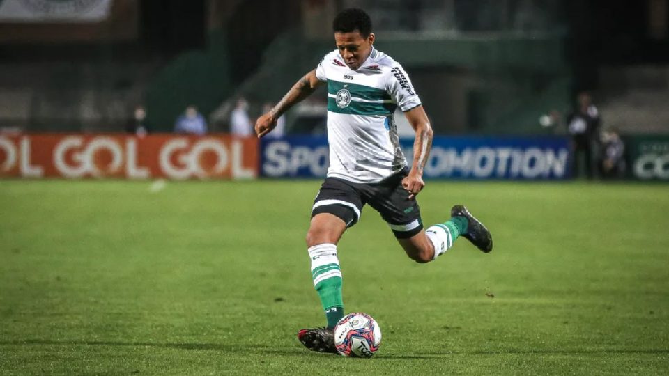 Gustavo Bochecha em ação pelo Coritiba