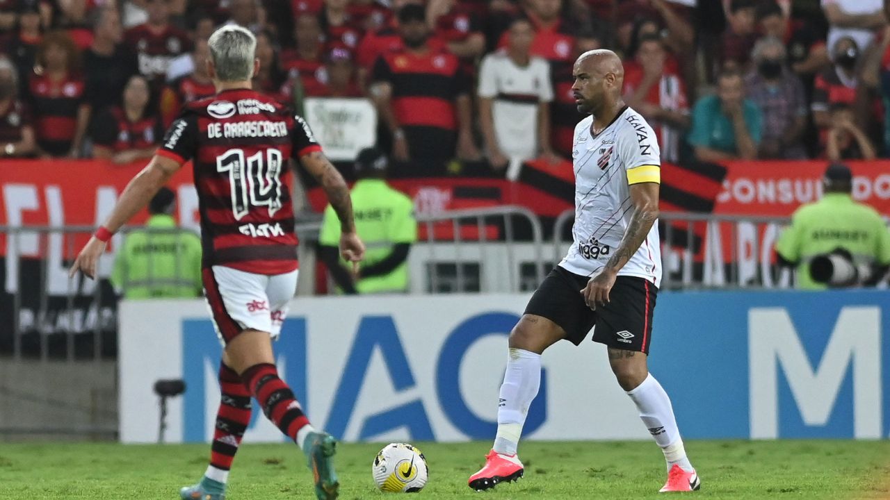 Thiago Heleno em Flamengo x Athletico