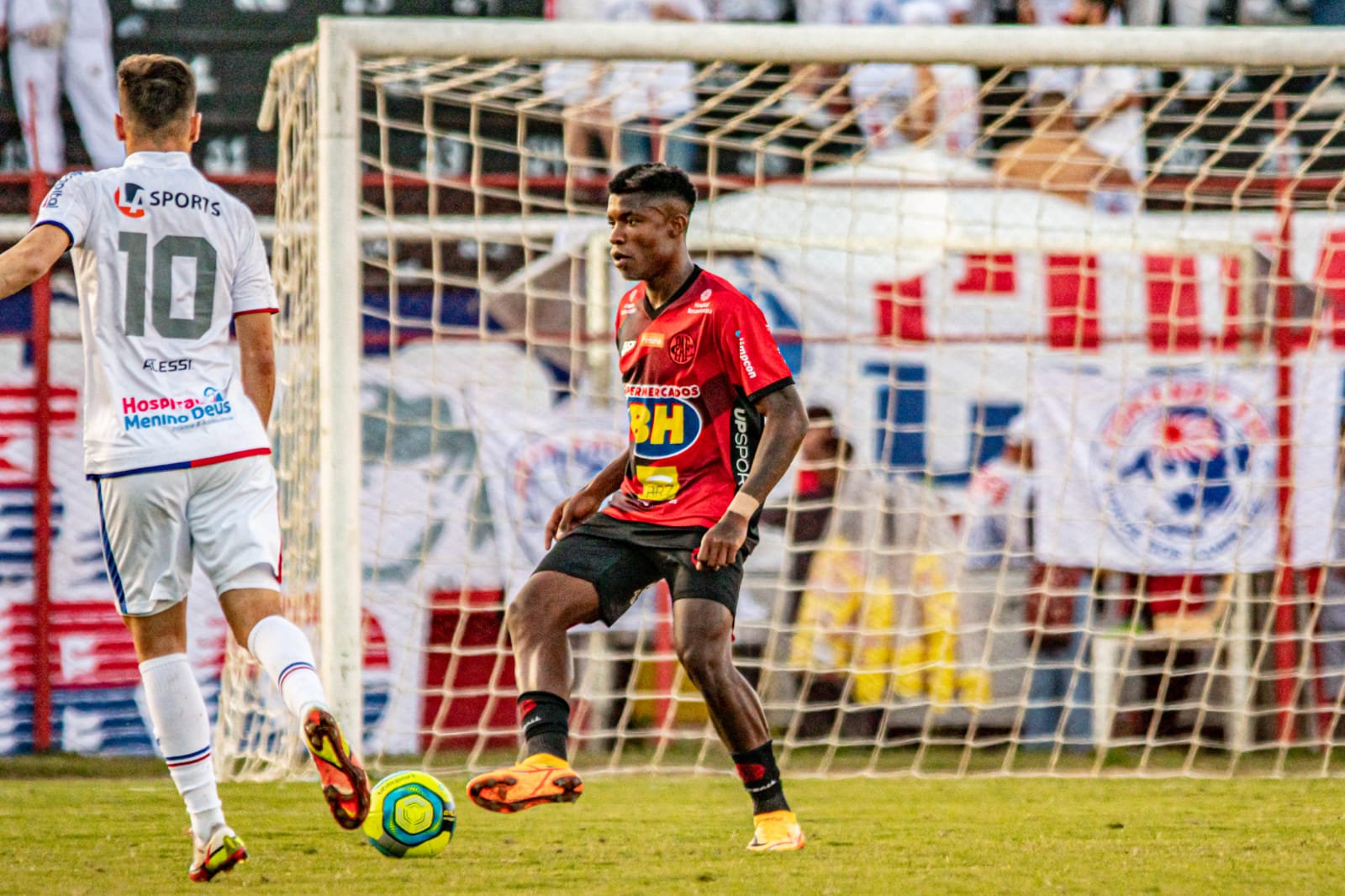Lance de Pouso Alegre x Paraná
