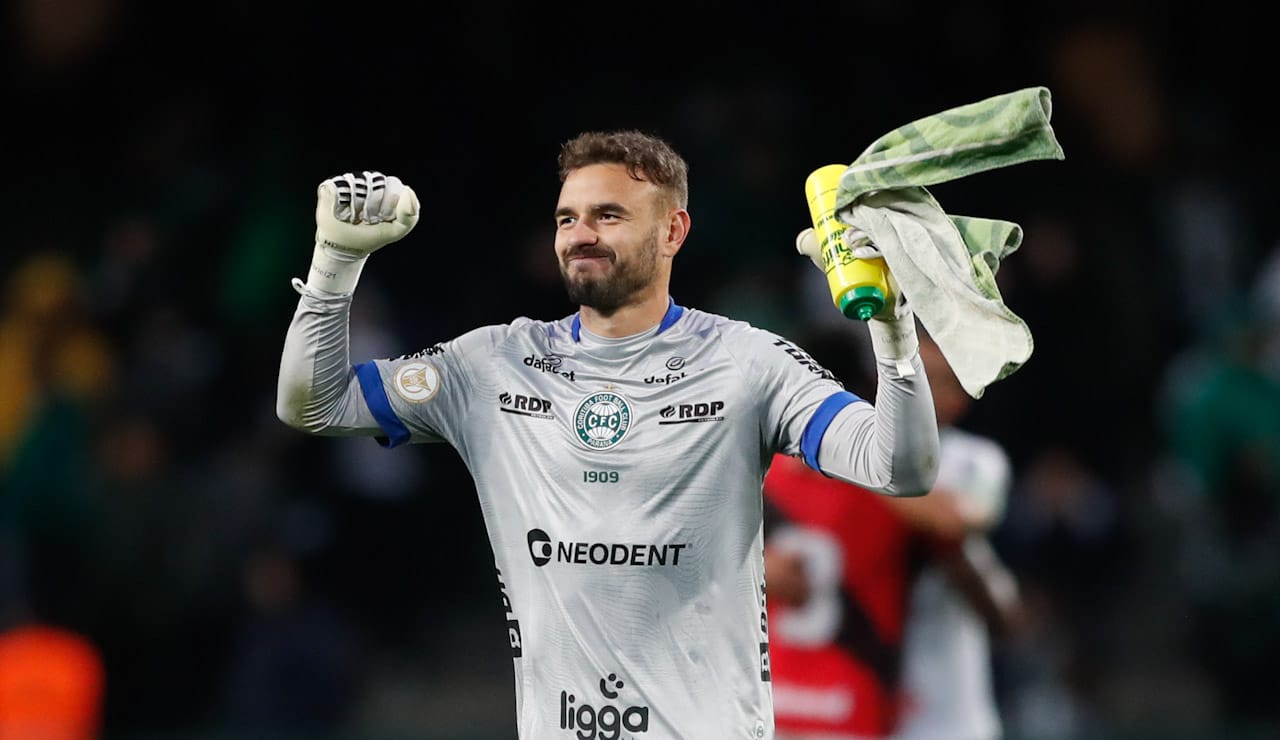 Gabriel Vasconcelos analisa bom momento do Lecce na Série B da