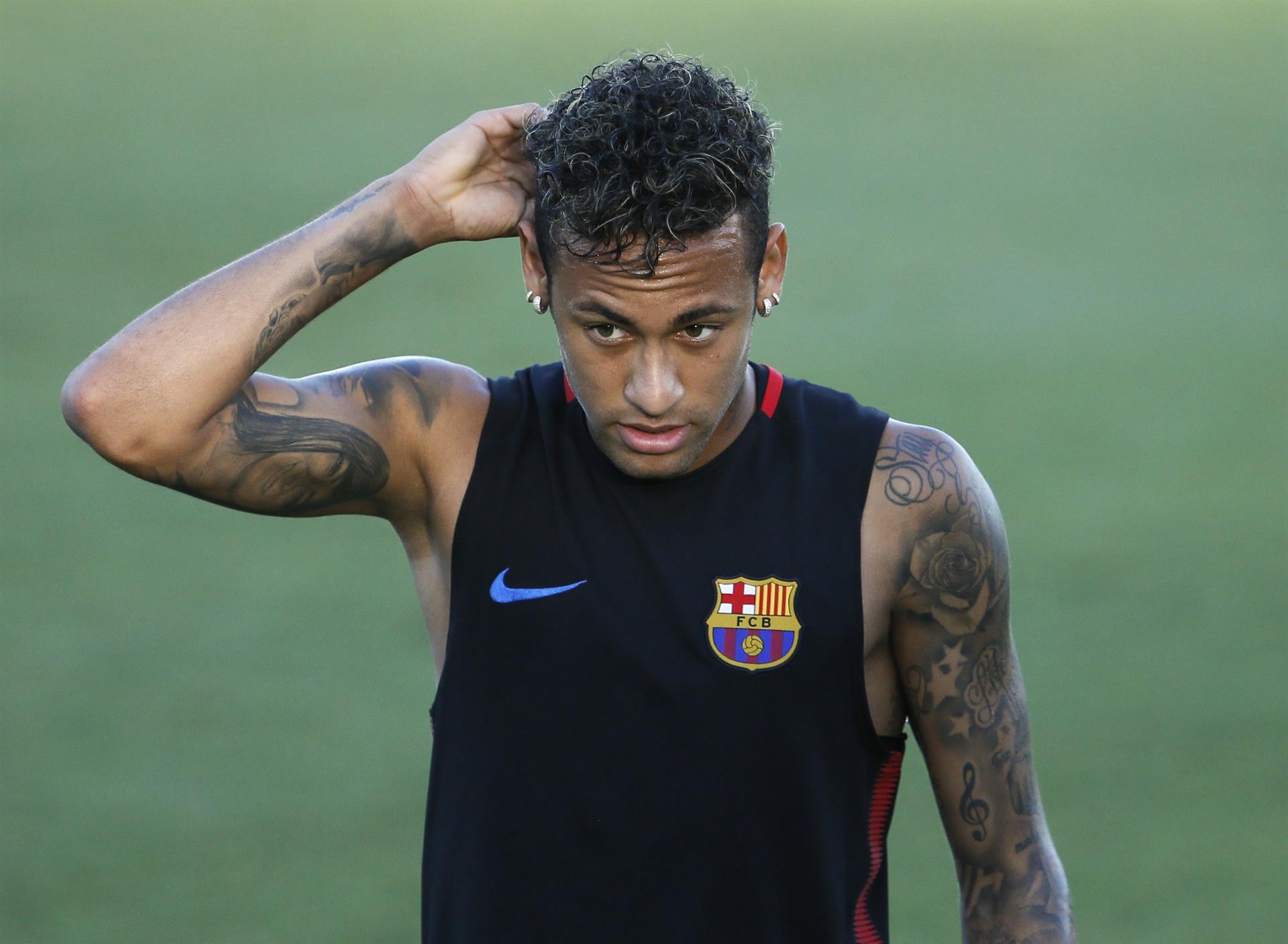 Grupo DIS afirma ter provas de corrupção na ida de Neymar do Santos ao Barcelona