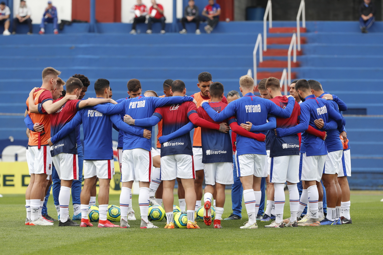 Diretoria do Paraná Clube aposta em jogadores da base para 2023