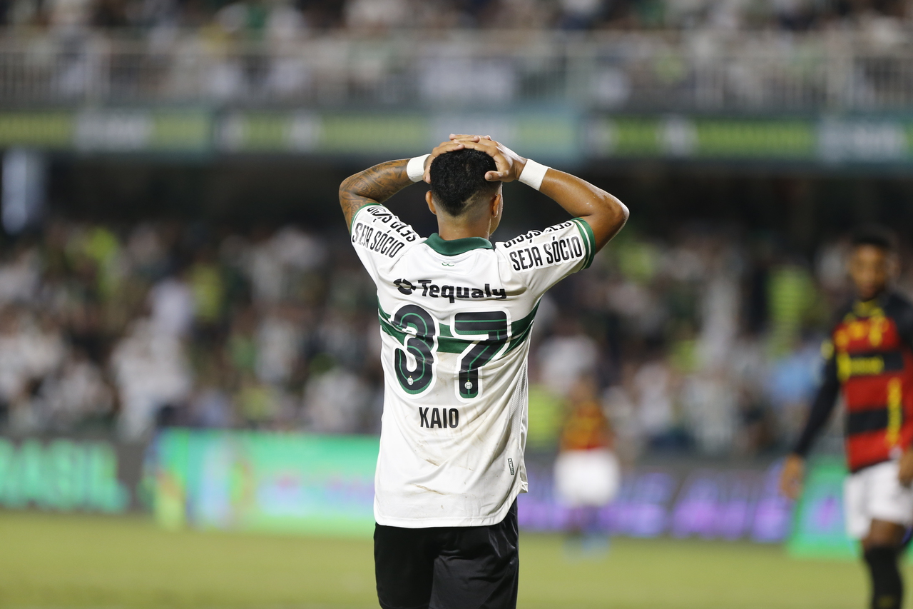 Na estreia de Zago, Coritiba acumula nova eliminação precoce na Copa do Brasil