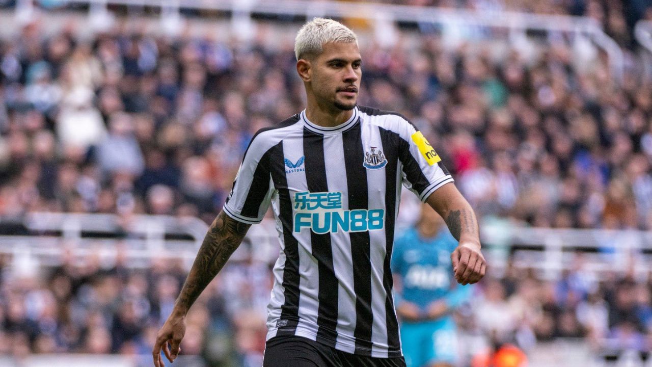 Três gigantes europeus brigam pela contratação de Bruno Guimarães, diz jornal