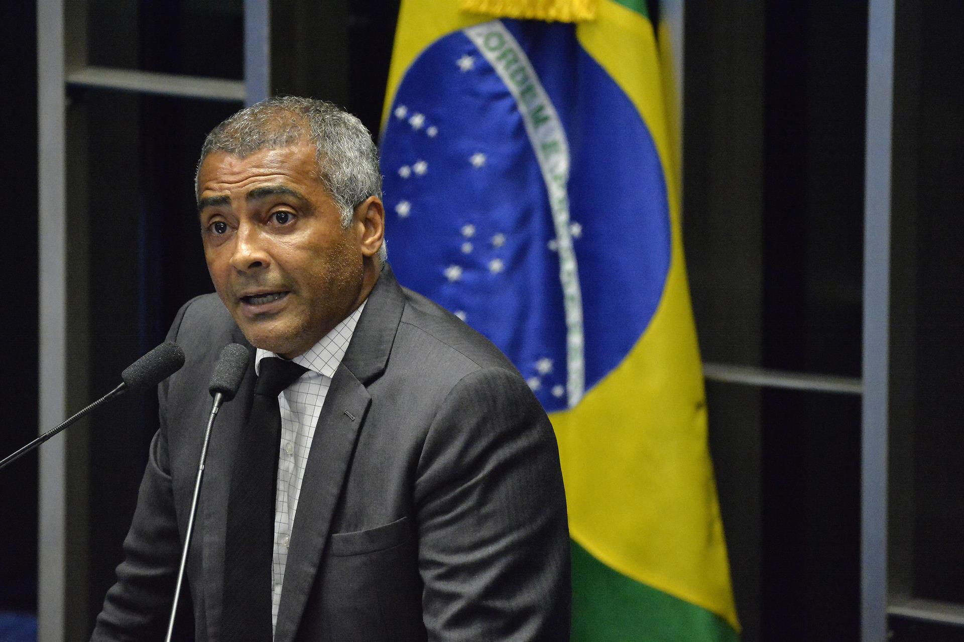 Romário fala em “golpe” de Teixeira e Del Nero na CBF e promete “evitar verdadeiro desastre”
