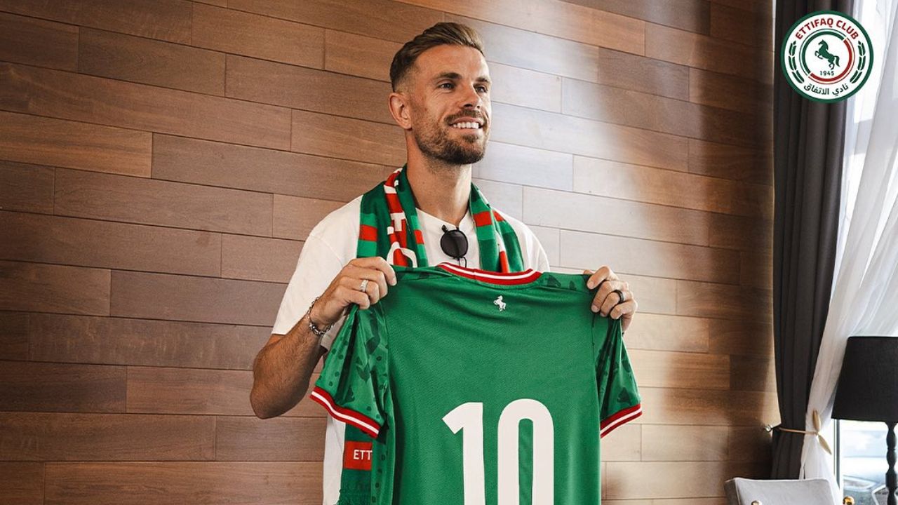Clube árabe “descolore’” braçadeira da causa LGBT ao anunciar ex-capitão do Liverpool