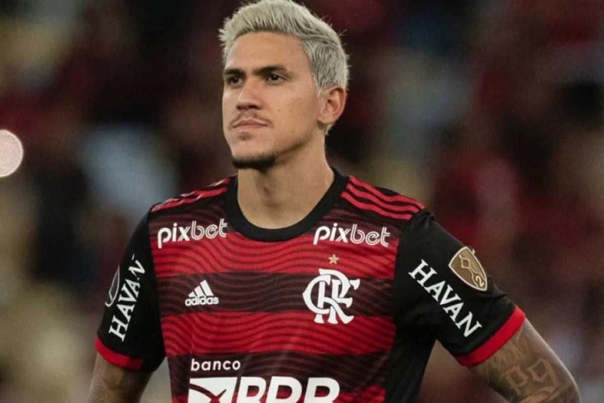 Volta de Pedro aos treinos do Flamengo é marcada por distanciamento de  Sampaoli, flamengo