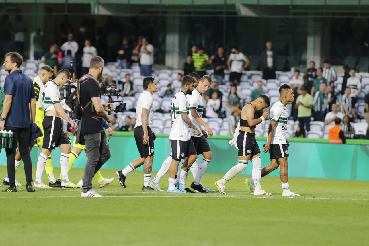 Com times famosos envolvidos, esquenta a luta contra o rebaixamento no Brasileirão