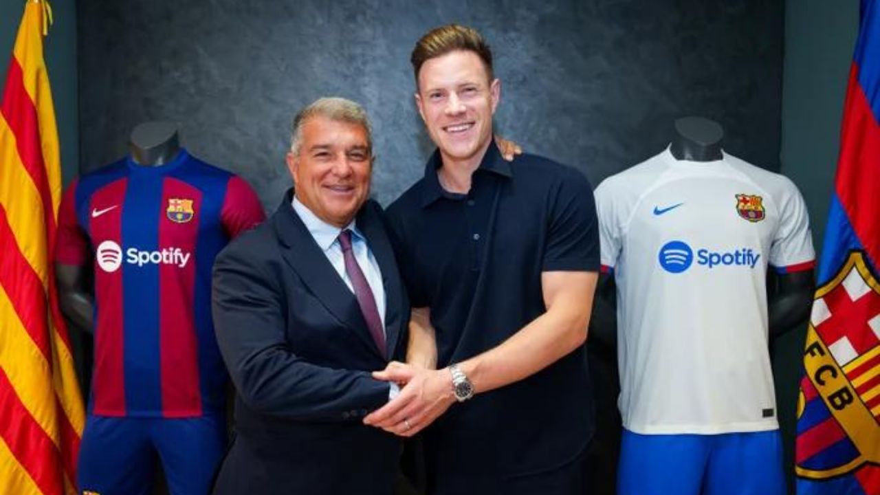 Ter Stegen reduz salários em renovação de contrato e ficará no Barcelona até 2028