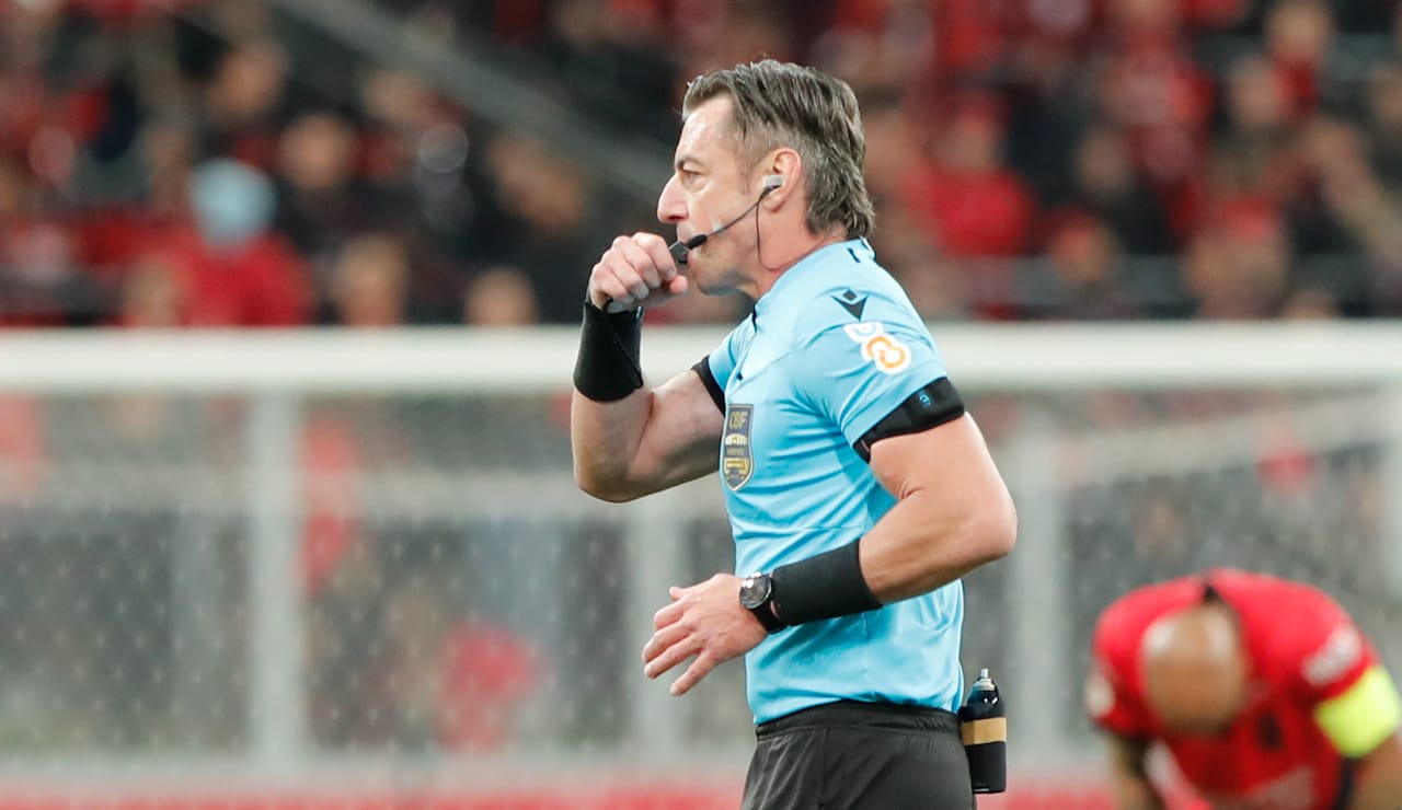 Após críticas, CBF realiza intertemporada para desenvolver arbitragem