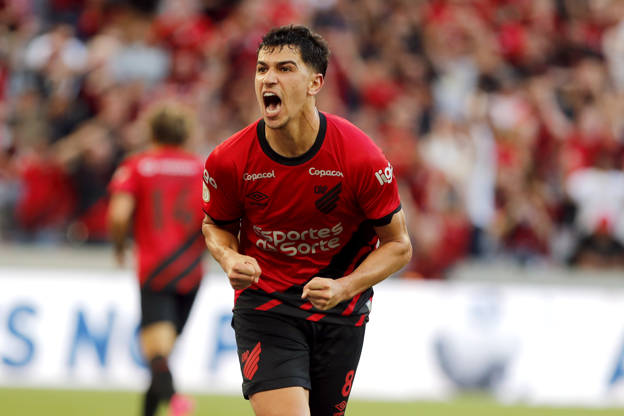 Athletico midfielder is approached by Japanese club