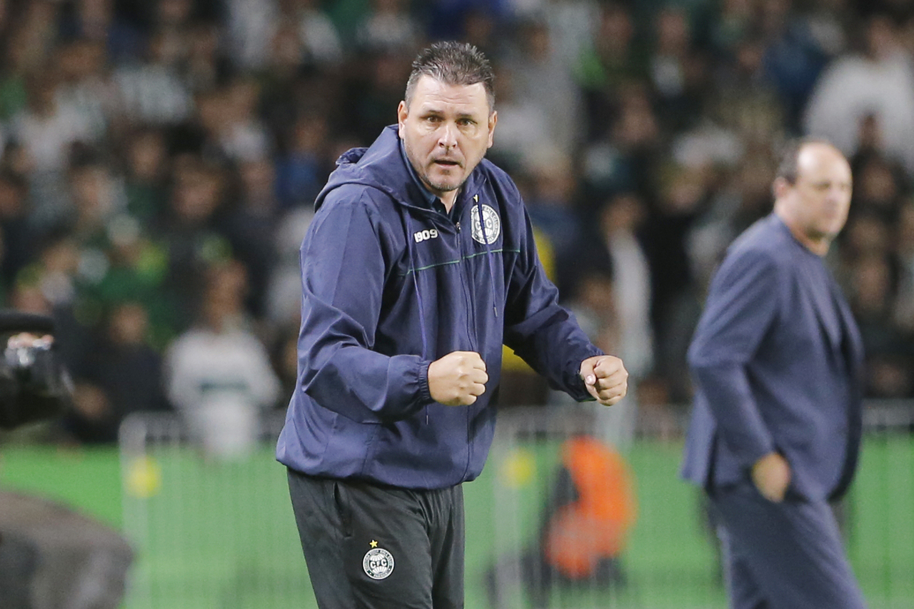 Coritiba terá mudança na defesa contra o São Paulo; veja opções