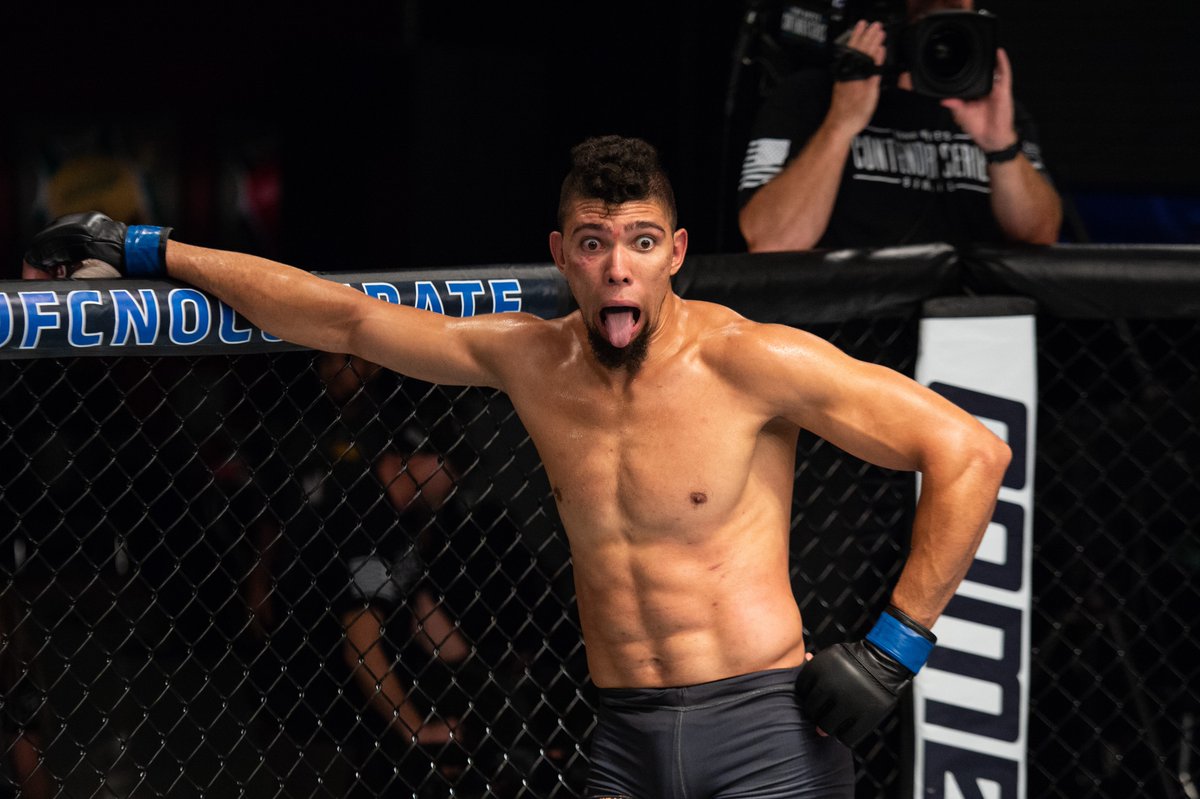 Johnny Walker faz provocação inusitada a rival antes de luta no UFC
