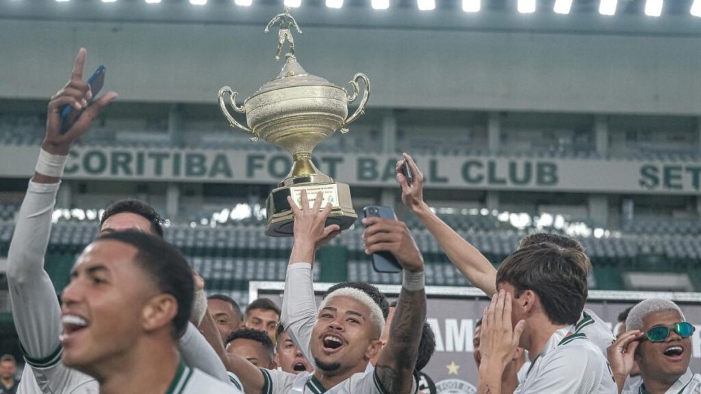 Com reforços do time profissional, Coritiba conquista o Campeonato  Paranaense Sub-20 - Bem Paraná