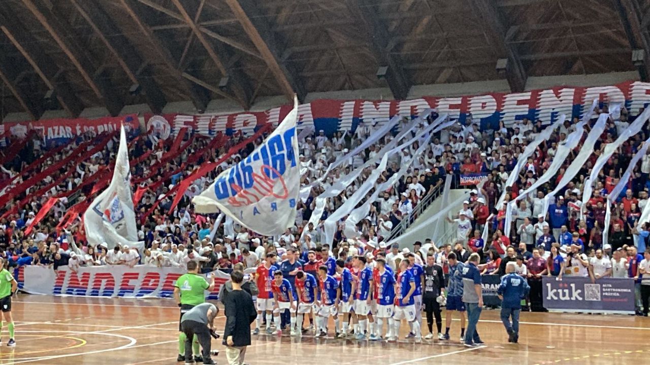 Paraná Clube fills gyms in futsal: exciting and depressing Paraná Clube fills gyms in futsal: exciting and depressing