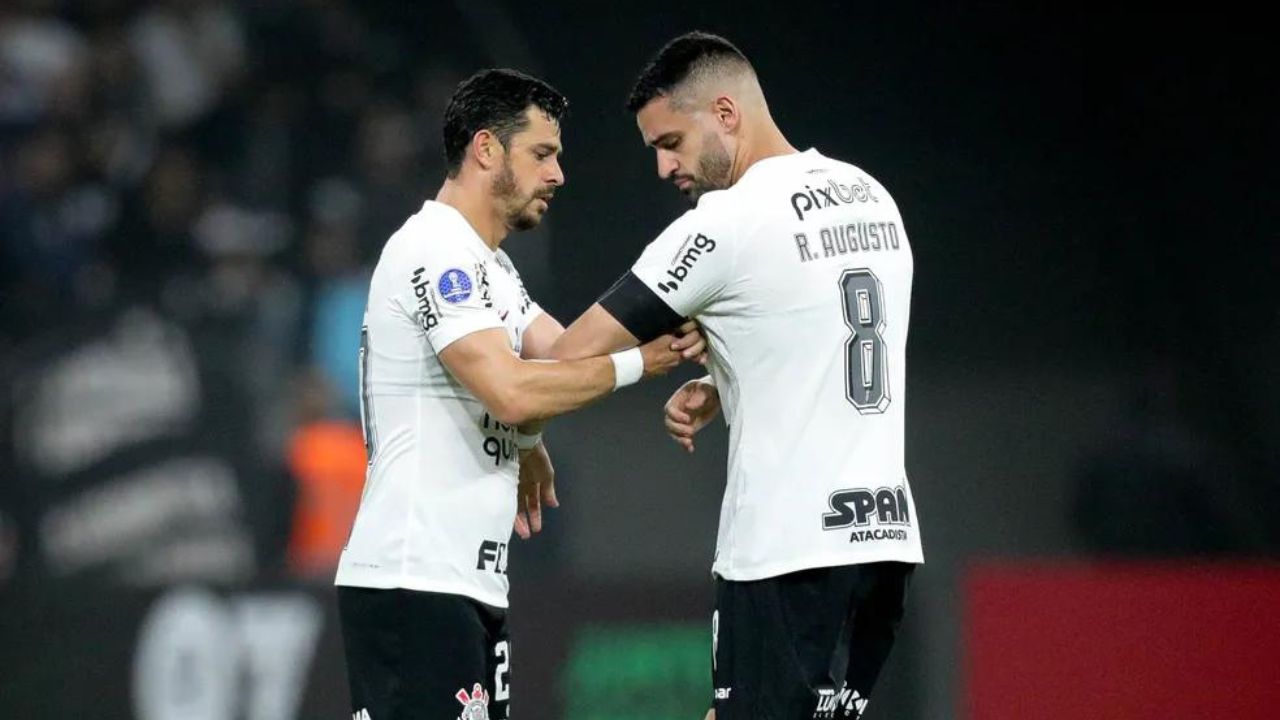  Corinthians não renova contrato e se despede de trio 