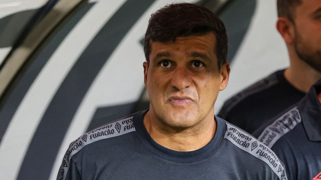 Wesley Carvalho sobre perder su lugar en la Libertadores: “Hice lo mejor que pude”