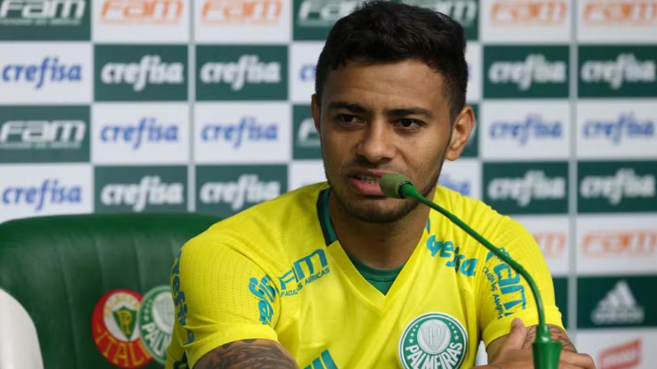 Former Palmeiras player is arrested for not paying child support