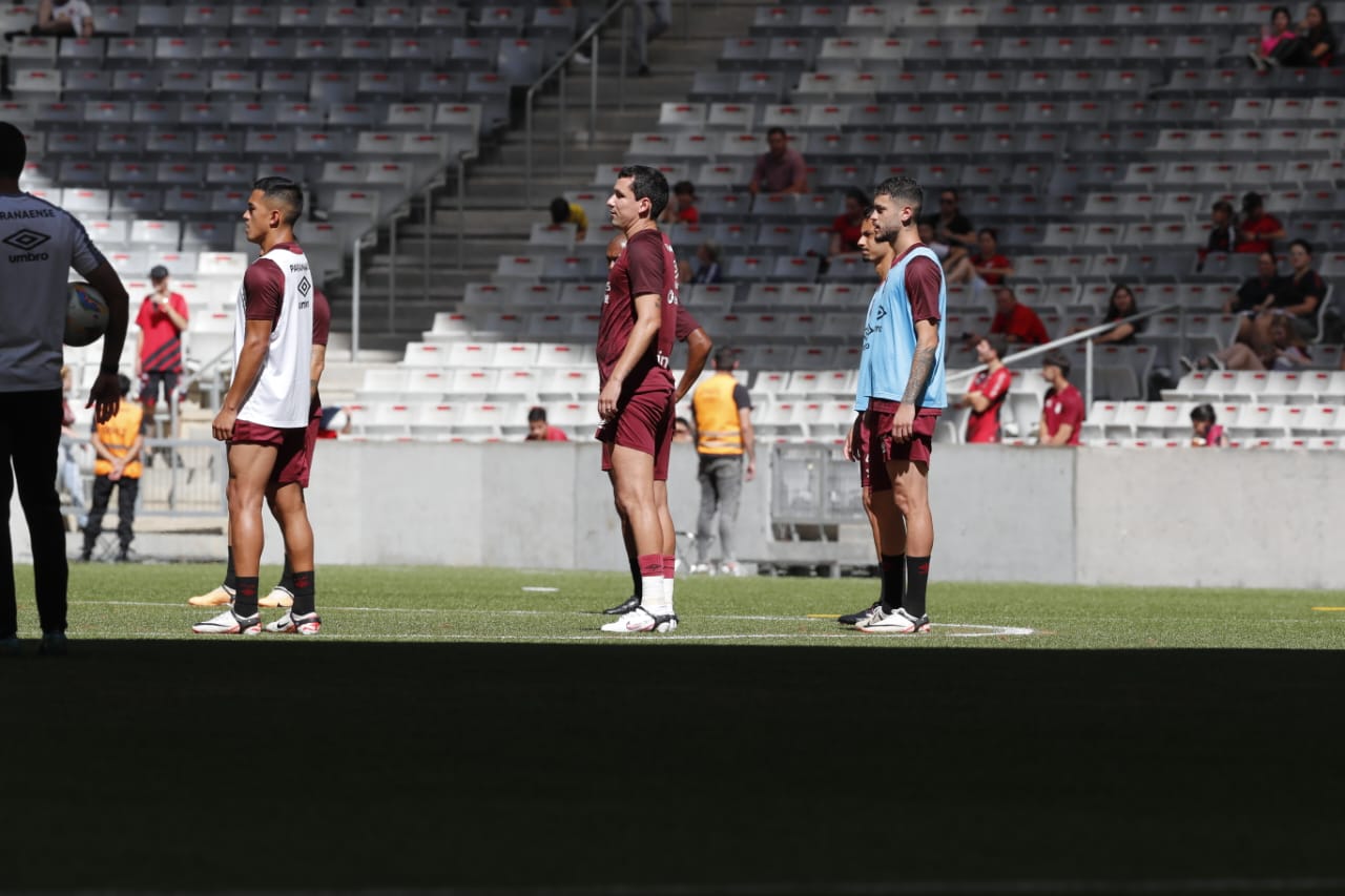 Con el apoyo de la afición, el Atlético fomenta los entrenamientos abiertos