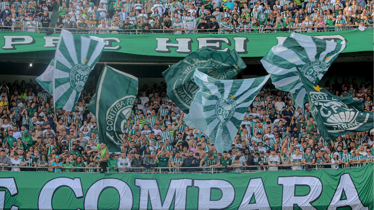 Justiça nega recurso e membros da Império seguem impedidos de assistir aos jogos no Couto Pereira