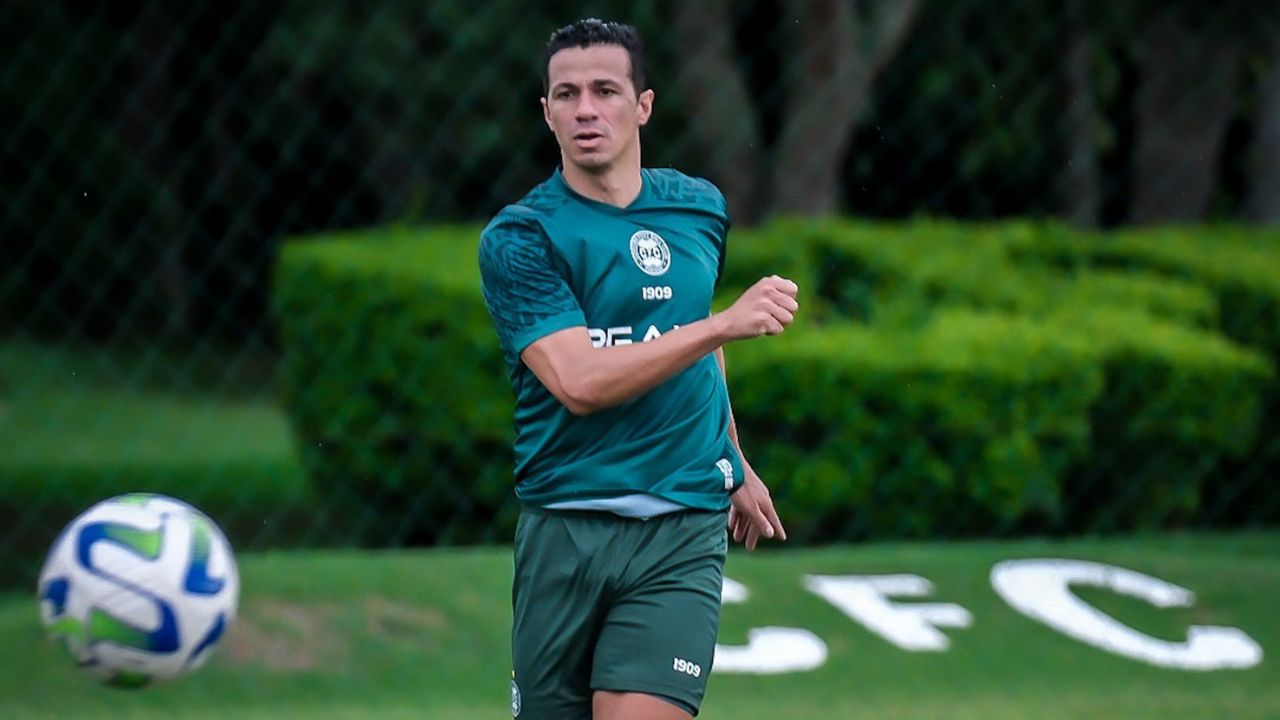  Leandro Damião sai no BID e fica à disposição no Coritiba 