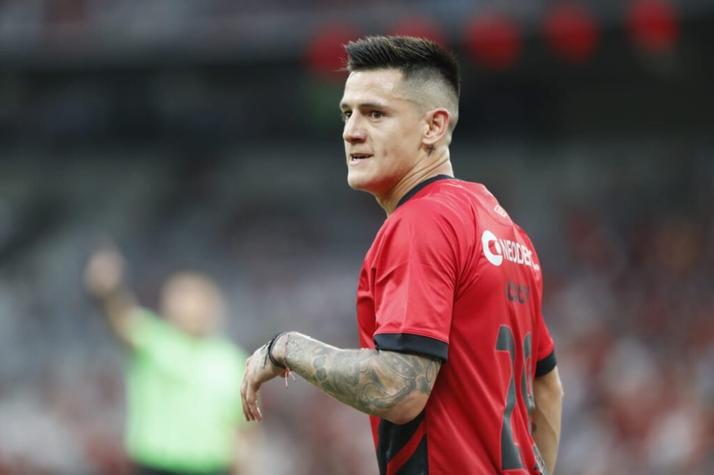 Athletico x São Joseense - Leo Godoy