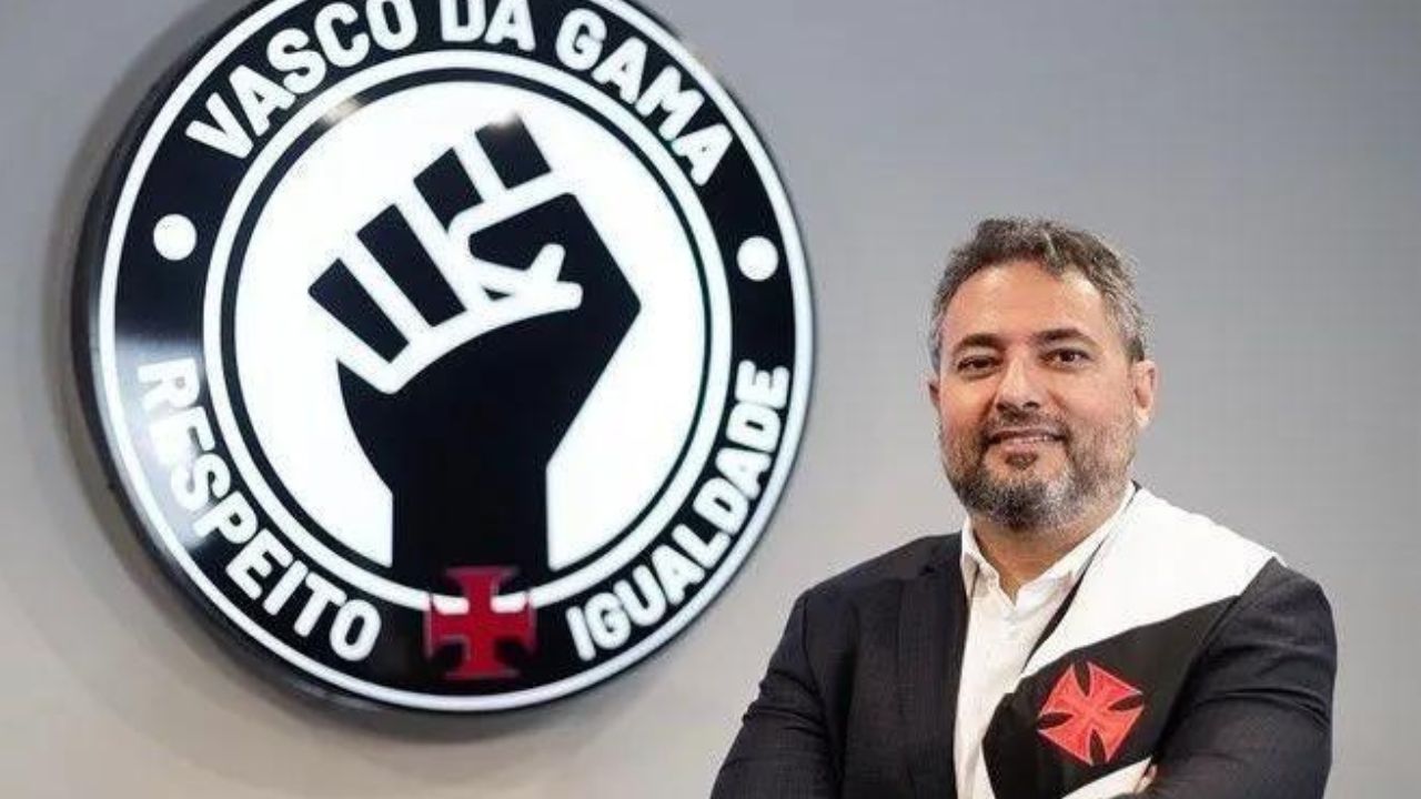  Ex-Athletico, diretor Alexandre Mattos é demitido do Vasco 
