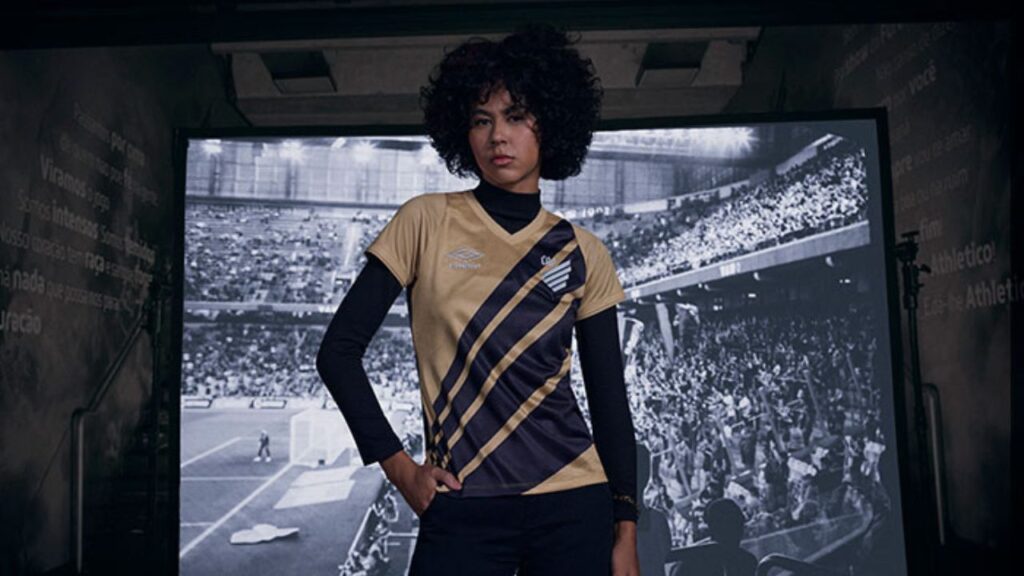 Camisa dourada do Athletico para o ano do centenárioGERAIS (12)