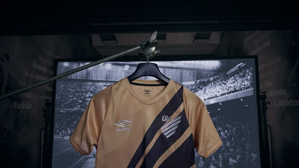 Camisa dourada do Athletico para o ano do centenárioGERAIS (12)