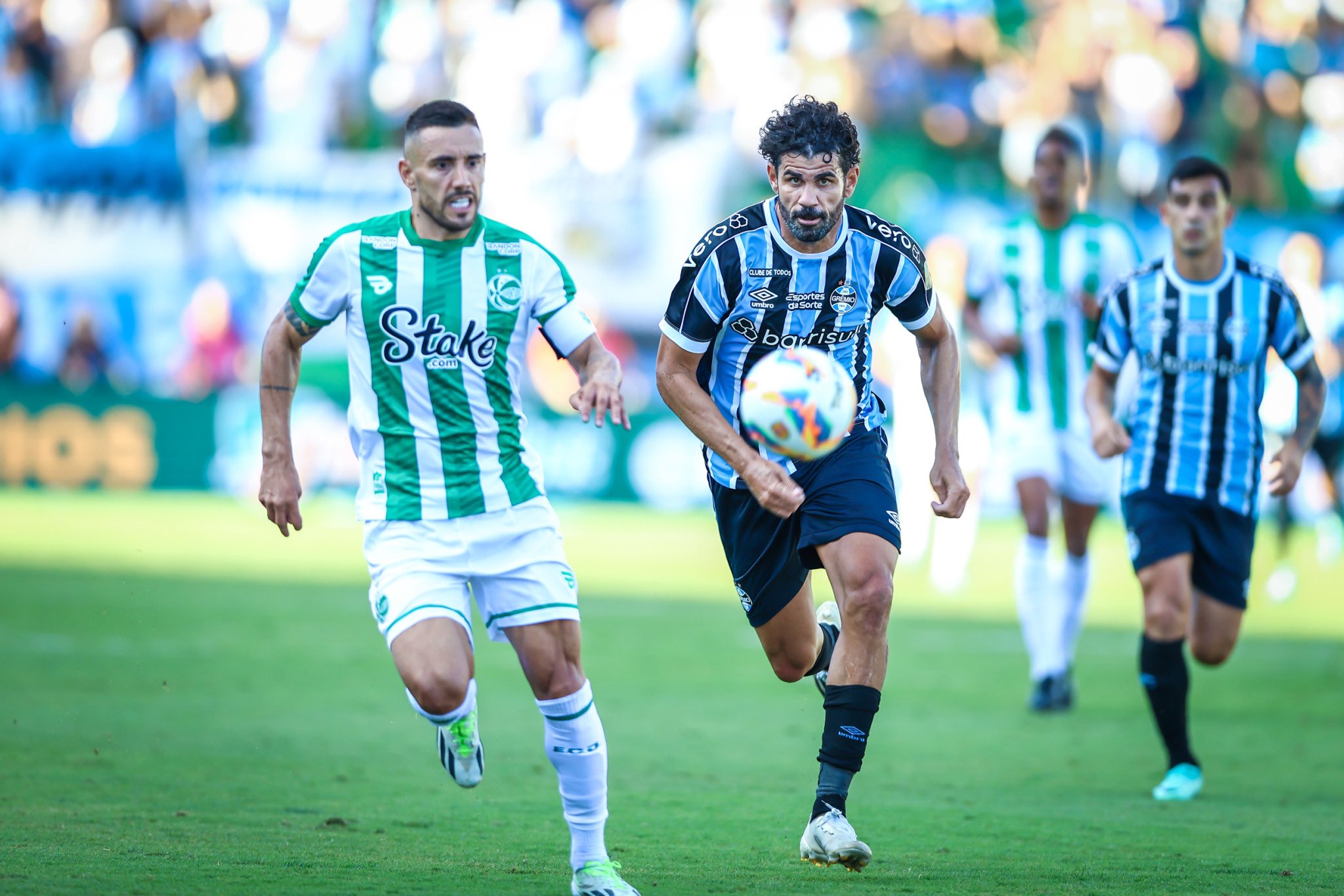 Juventude e Grêmio empatam na ida da final do Gauchão