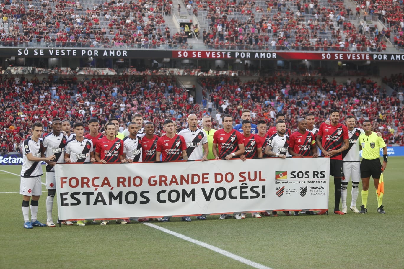Athletico x Vasco tem arrecadações e homenagens às vítimas do Rio Grande do Sul