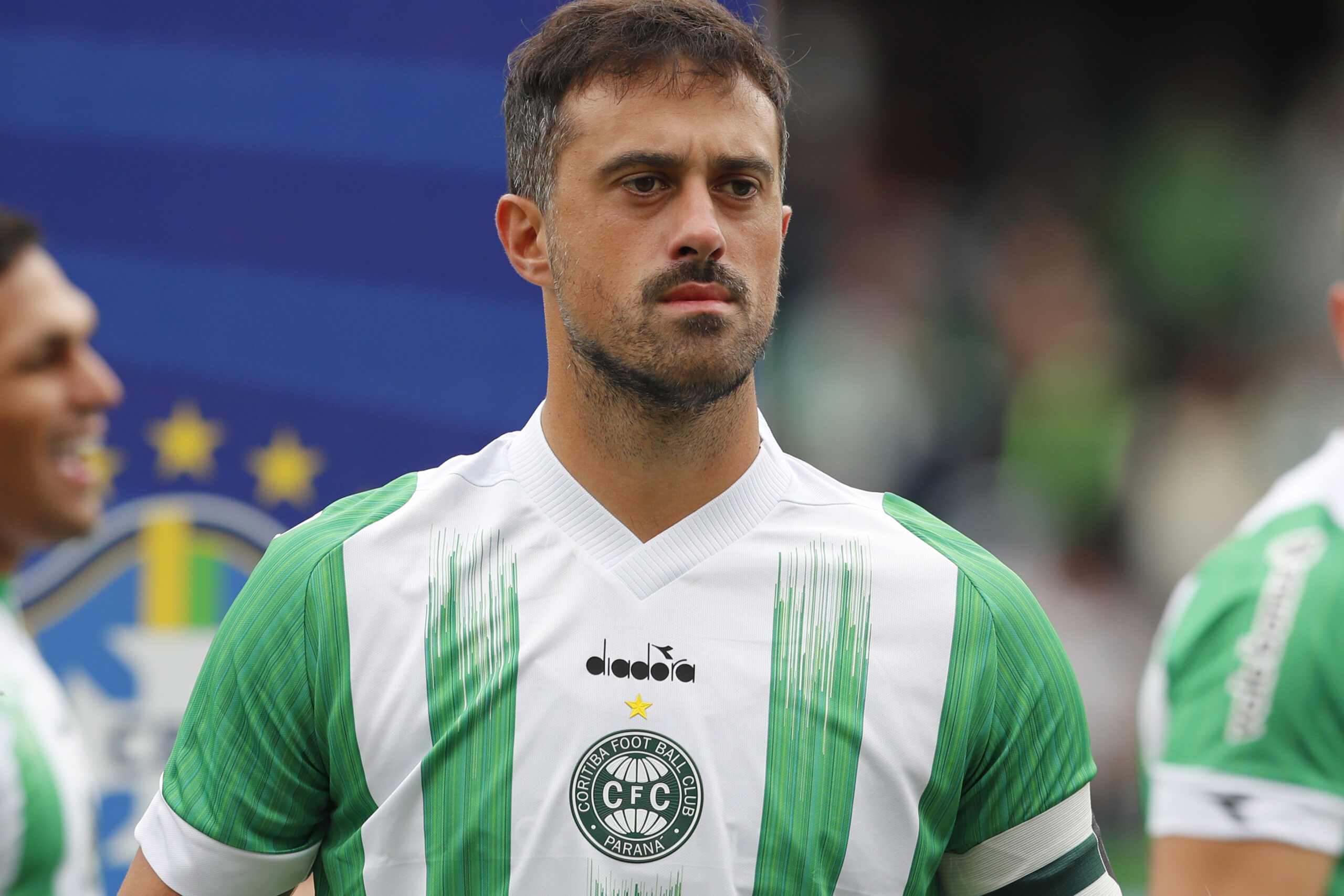 Coritiba terá desfalques na zaga e no ataque contra o CRB; veja o provável time