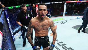 Com nocaute de Carlos Prates, brasileiros conseguem três vitórias no UFC 305
