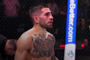 Ousado? Topuria provoca Charles do Bronx e campeão do UFC