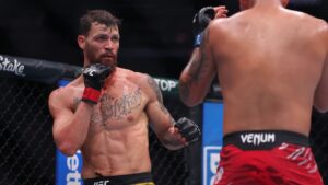 UFC 309: Maurício Ruffy vence luta de forma inédita em sua carreira