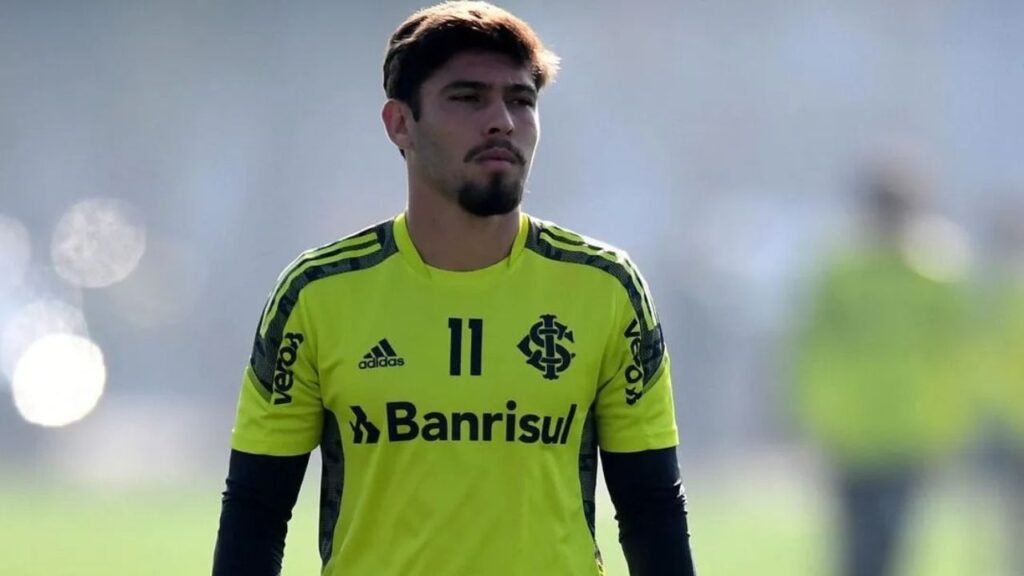 lucas-mazetti-reforco-parana-clube