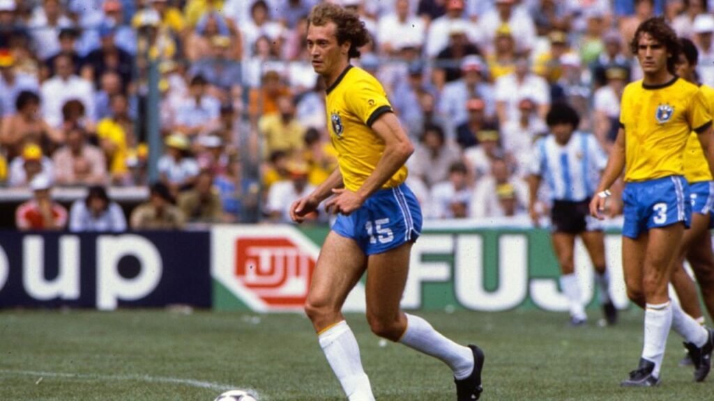 paulo-roberto-falcao-selecao-brasileira